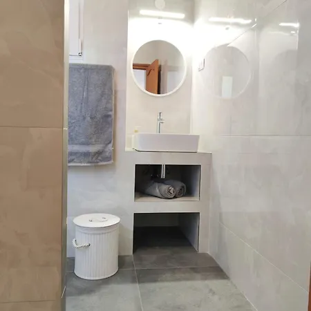 Paris Apartmán Nečujam