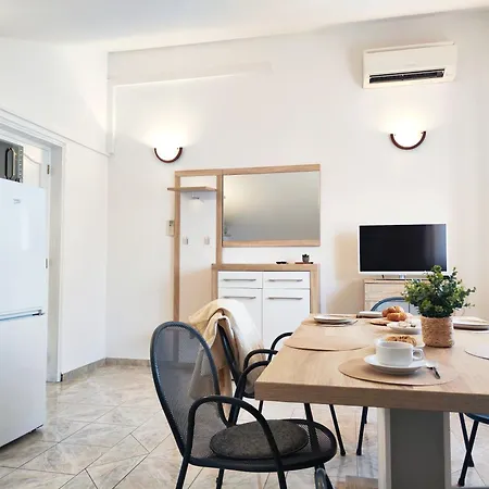 Paris Apartment *