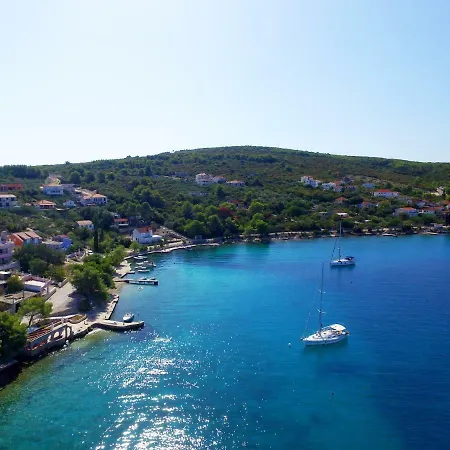 Apartmán Paris Nečujam