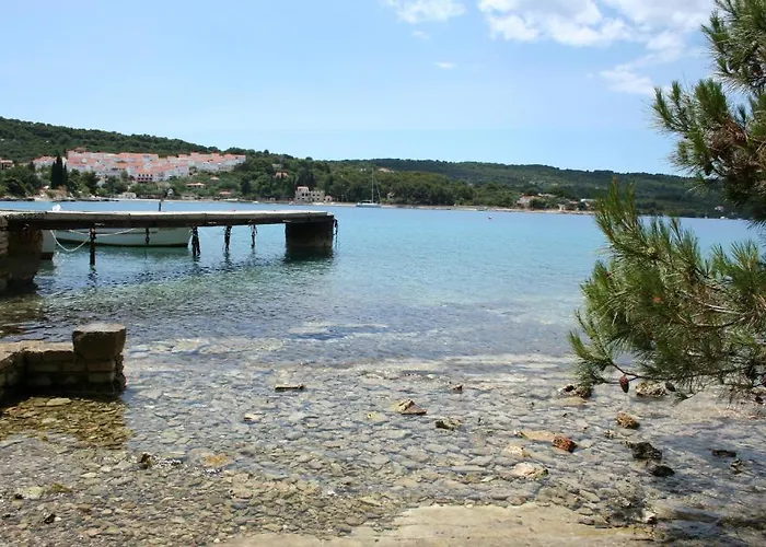 Apartment Paris Nečujam